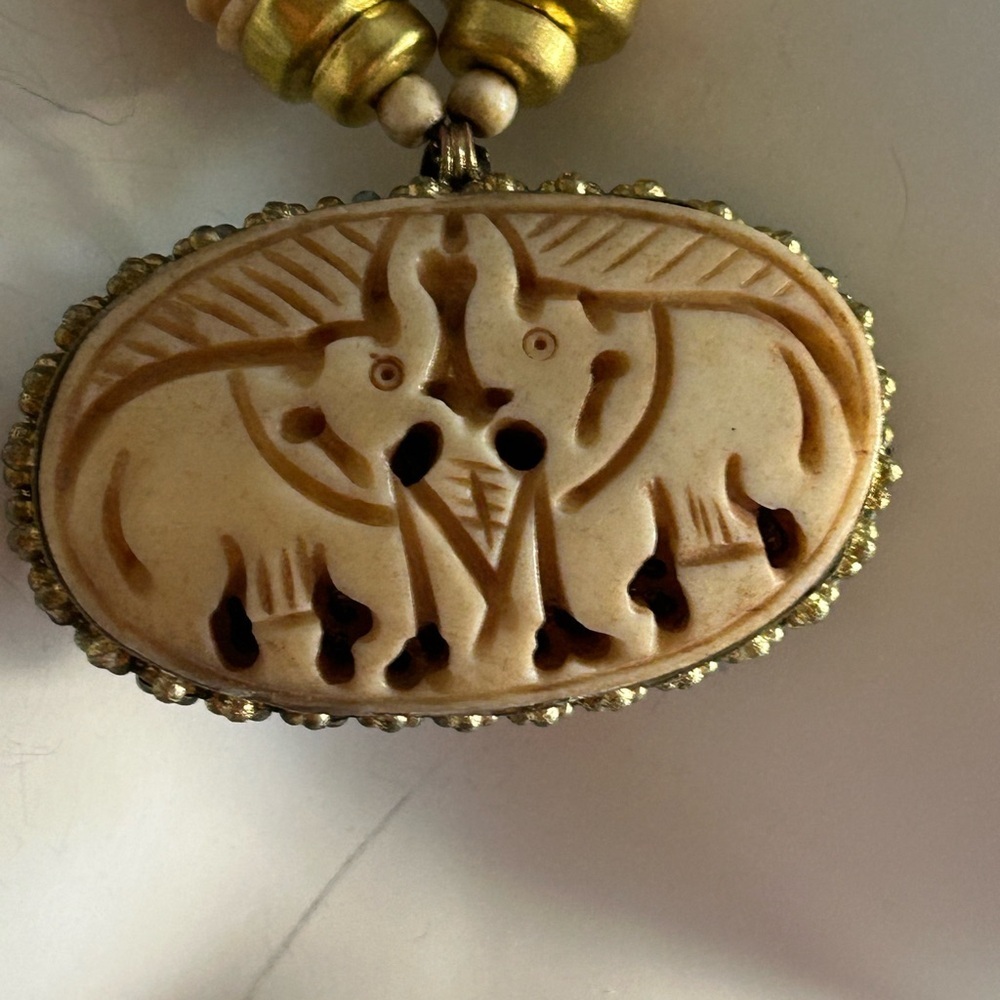 Brutalist elephant beaded brass necklace 22 inches VTG 🐘